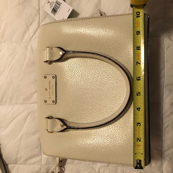 Kate Spade Cream Purse - Picture 8 of 11